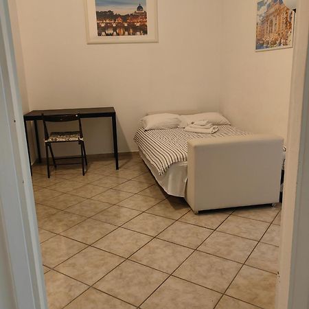 Roman Holidays Buitenkant foto